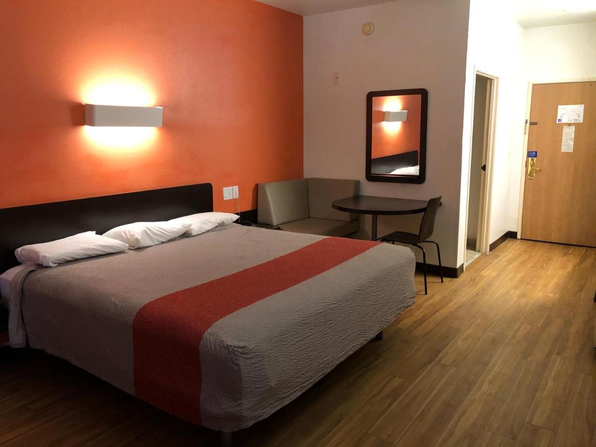 Motel 6-Woodway, Tx エクステリア 写真